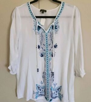 F92 Cupio White Boho Tunic with Blue floral embroidered Accents long sleeved